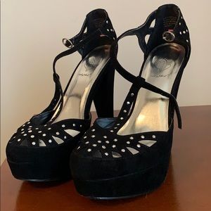 SIZE 9 WOMANS HEELS